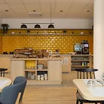 Odalys - Centre Les Docks Aparthotel 3*