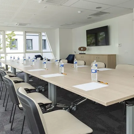 Odalys Centre Les Docks 3* ル・アーヴル