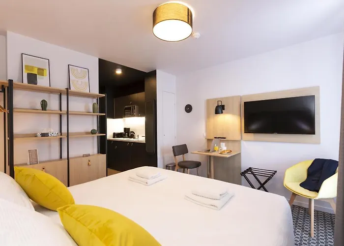 Aparthotel Odalys - Centre Les Docks 3*